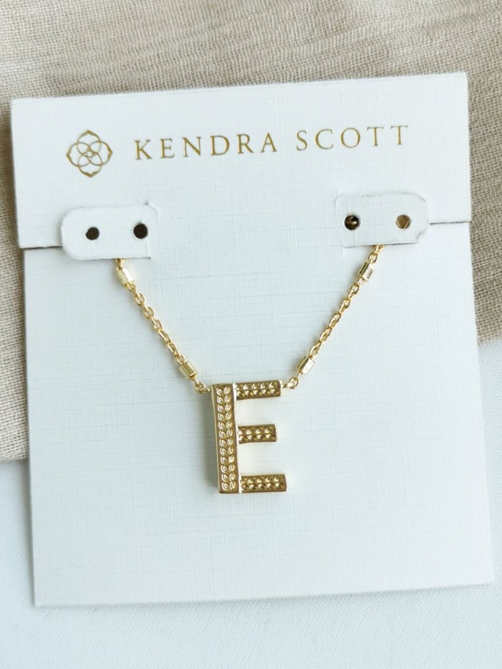 Kendra Scott Letter E Pendant Necklace - Gold